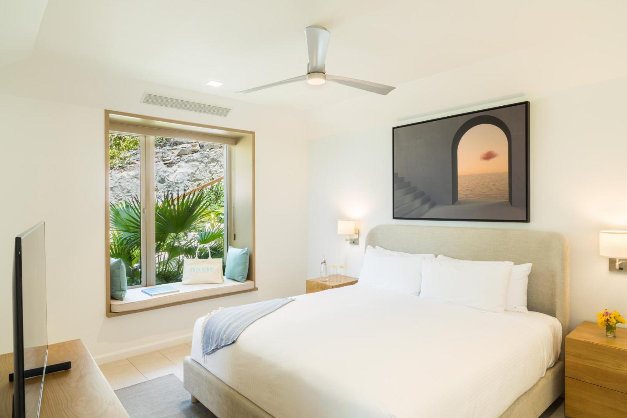 Rock House Hotel Turtle Cove Exterior photo